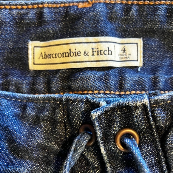 Abercrombie & Fitch Lace-up A-line Denim Miniskirt size 4 VGUC - Picture 3 of 6